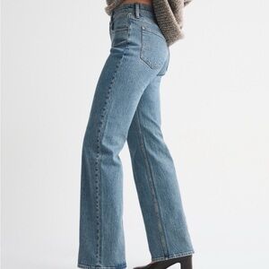 Abercrombie curve love high rise relaxed jeans